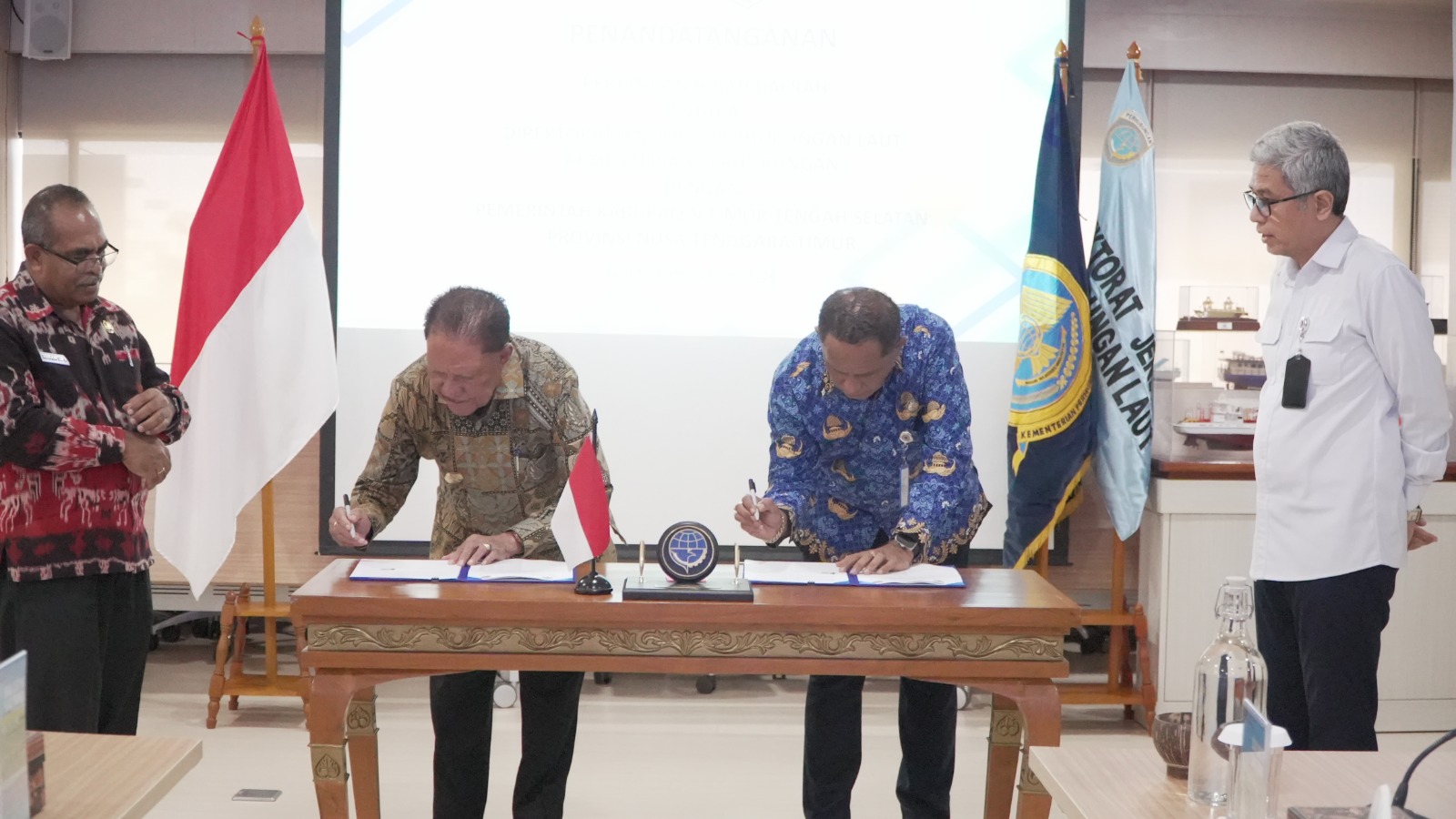 Sinergi Pusat dan Daerah: Kemenhub Terima Hibah Aset Tanah Pemkab Timor Tengah Selatan Untuk Akselerasi Pengembangan Pelabuhan Kolbano